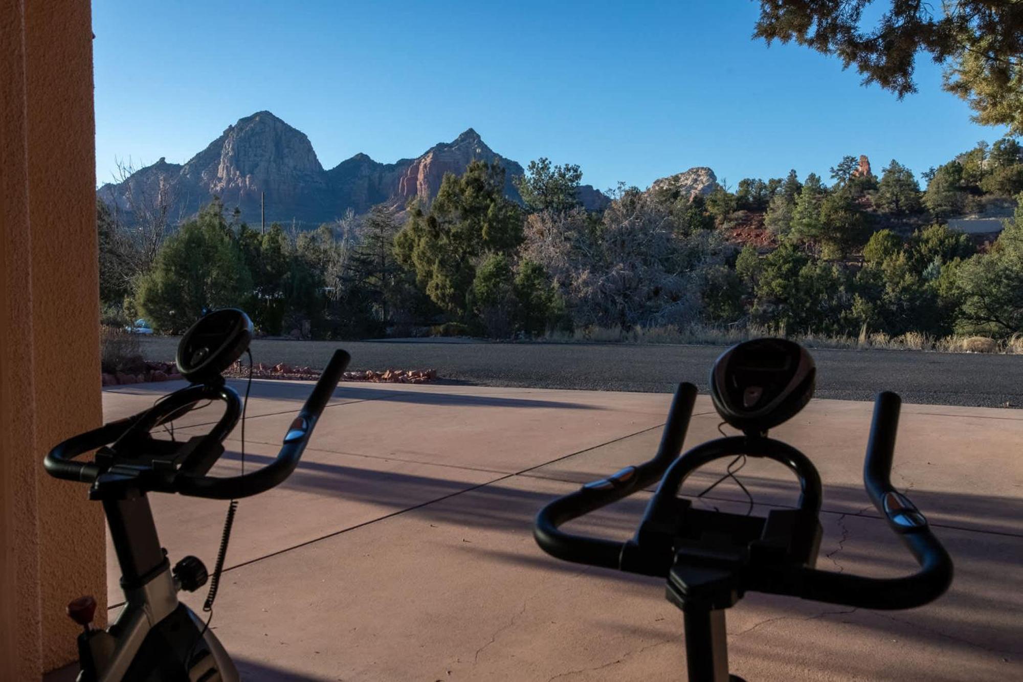 5 Bed 3 Bath Uptown Sedona-Game Room-Sauna-Cold Plunge-Jacuzzi-Gym Ngoại thất bức ảnh