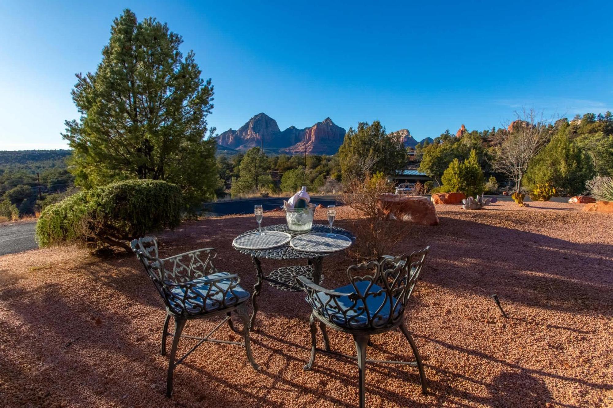 5 Bed 3 Bath Uptown Sedona-Game Room-Sauna-Cold Plunge-Jacuzzi-Gym Ngoại thất bức ảnh