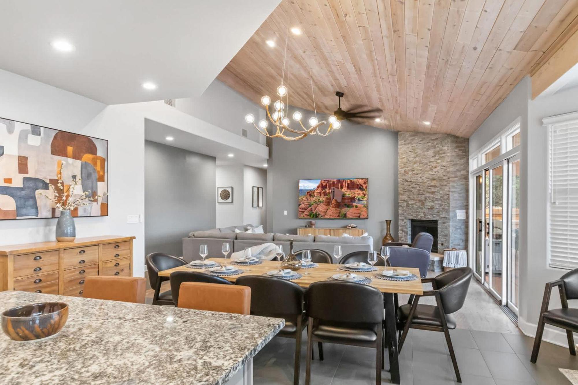 5 Bed 3 Bath Uptown Sedona-Game Room-Sauna-Cold Plunge-Jacuzzi-Gym Ngoại thất bức ảnh